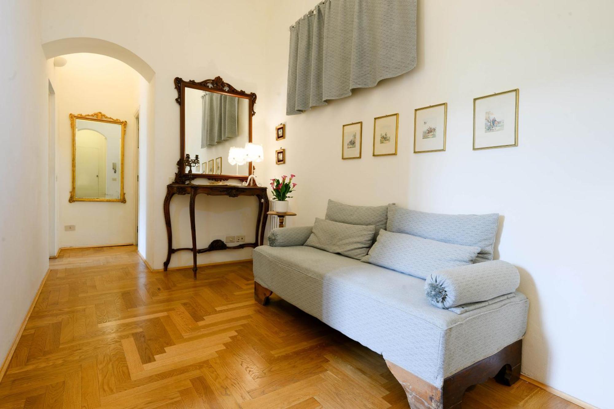 Santa Maria Novella Deluxe Apartment Florenz